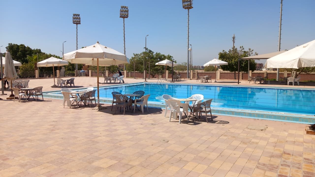 فرست ستب أكاديمي - Image 1