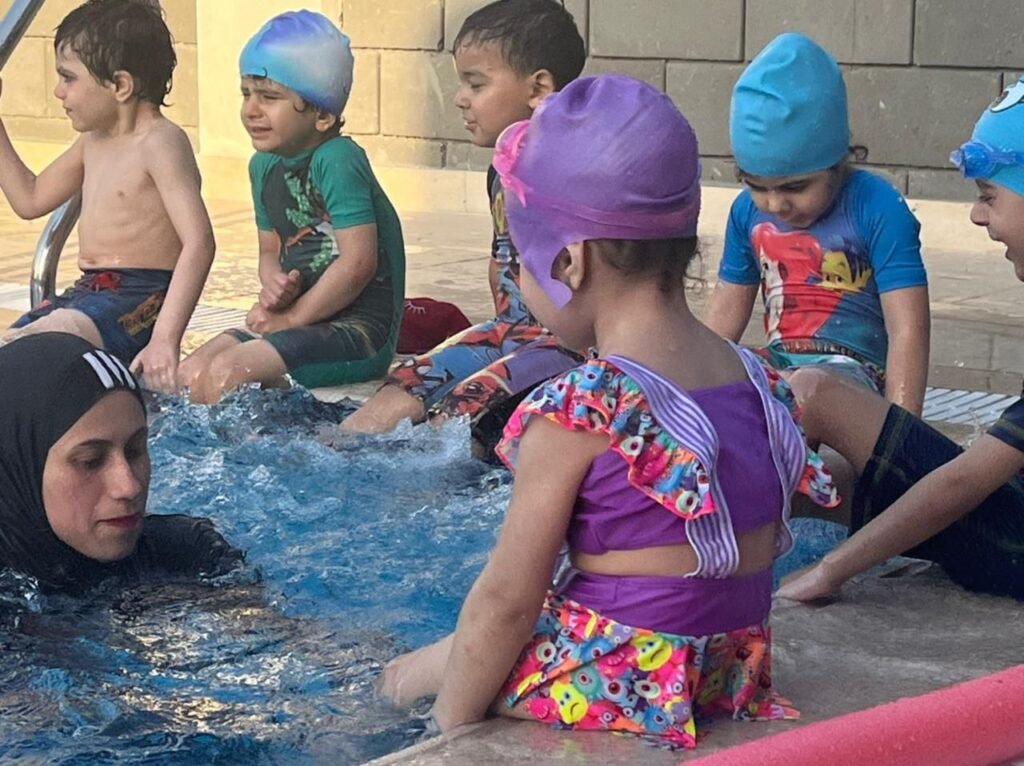 Let's swim academy